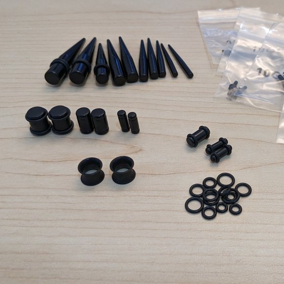 EUC Ear Stretching Kit up to 00 Gauge - Picture 2 of 3